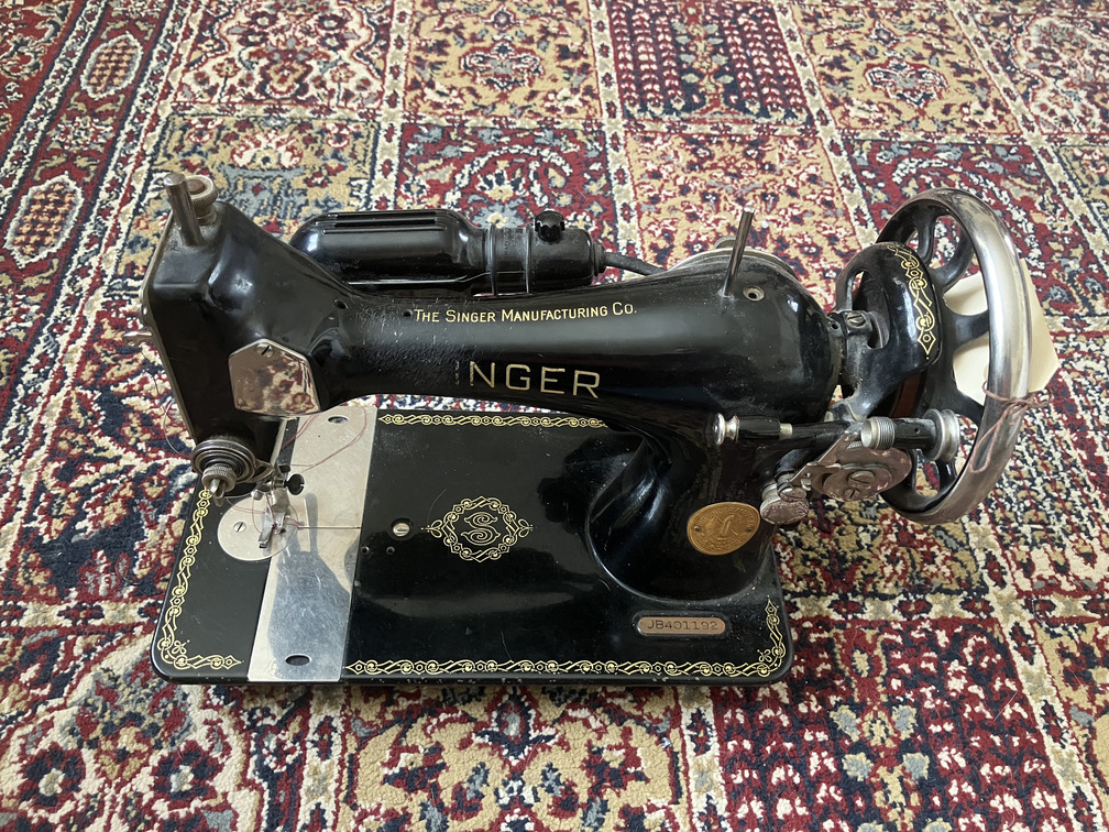 Singer 128 main view